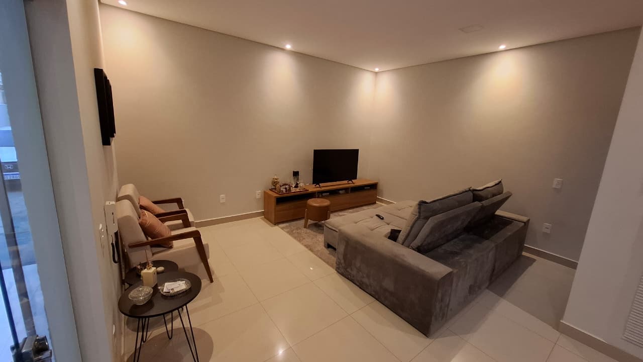 Casa em Custódio Pereira - Uberlândia