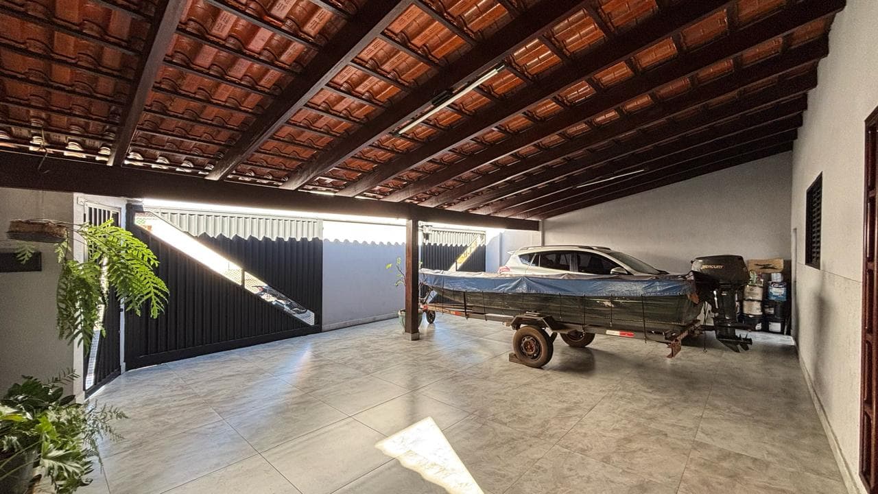Casa em Segismundo Pereira - Uberlândia